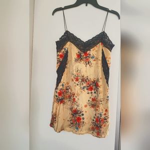 Zara Zen floral Japanese style lace embroidered mini spaghetti strap dress. ⚘️